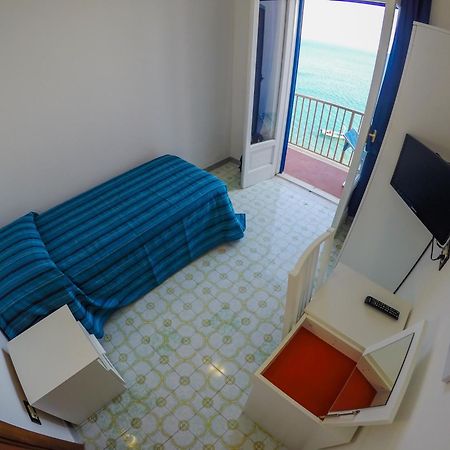 Hotel Regina Del Mare バラーノ・ディスキア 部屋 写真