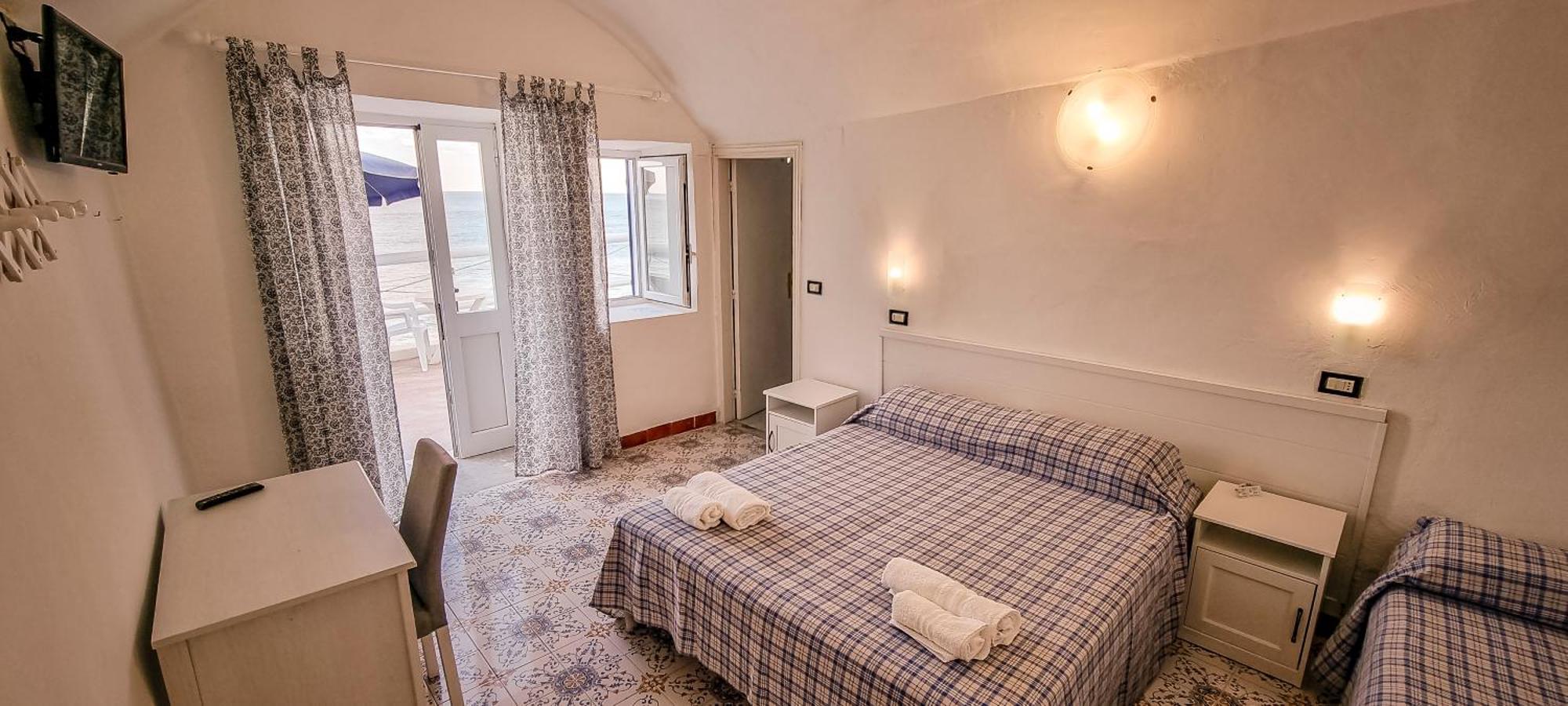 Hotel Regina Del Mare バラーノ・ディスキア 部屋 写真