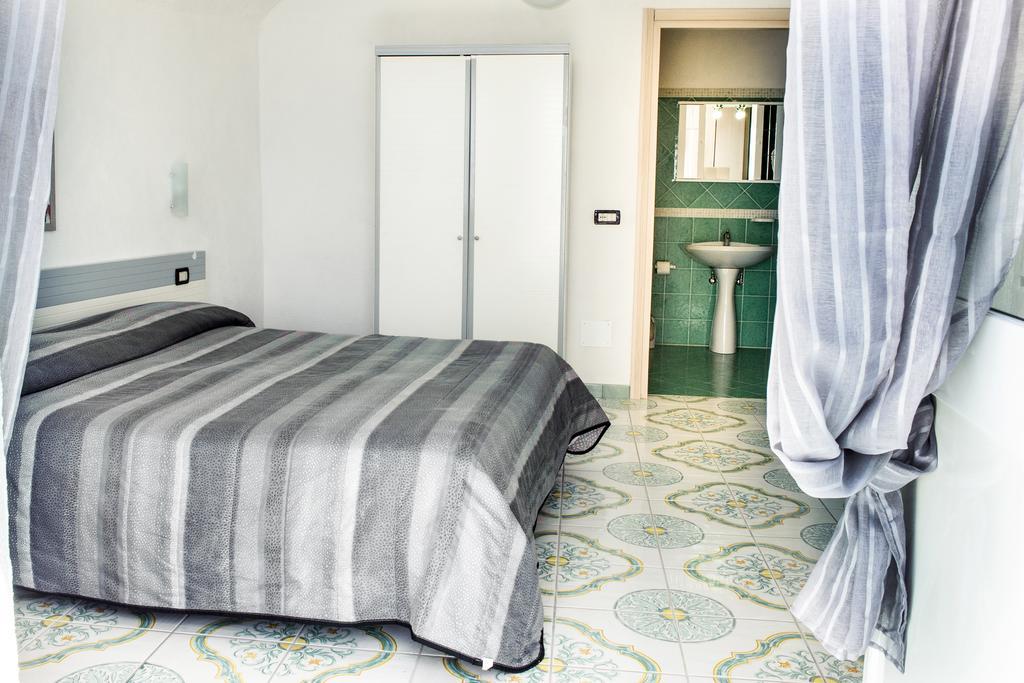 Hotel Regina Del Mare バラーノ・ディスキア エクステリア 写真